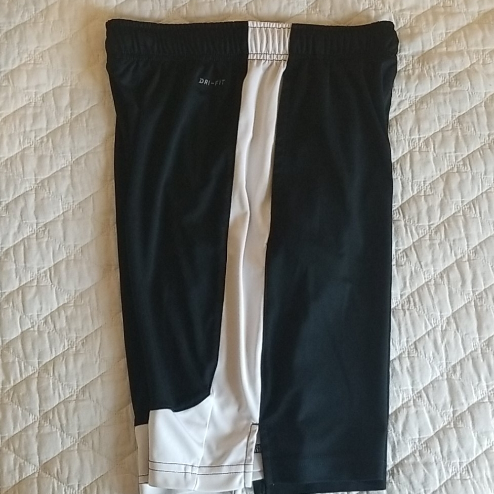 Boys nike shorts